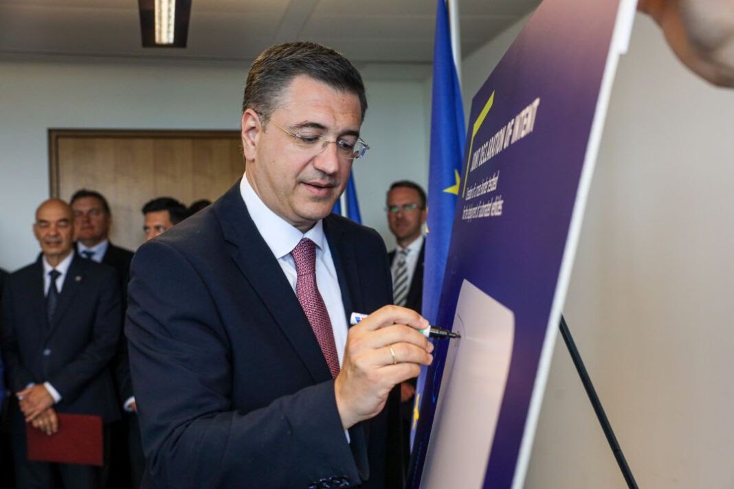 tzitzikostas-evropi2
